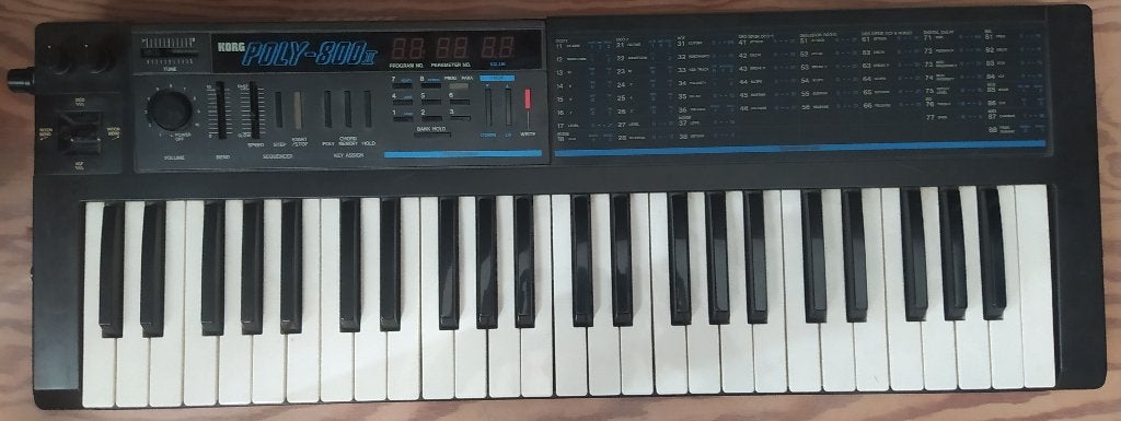 Korg Poly-800 II (+mod-filter), Gebruikt, Korg, Met midi-aansluiting, Ophalen