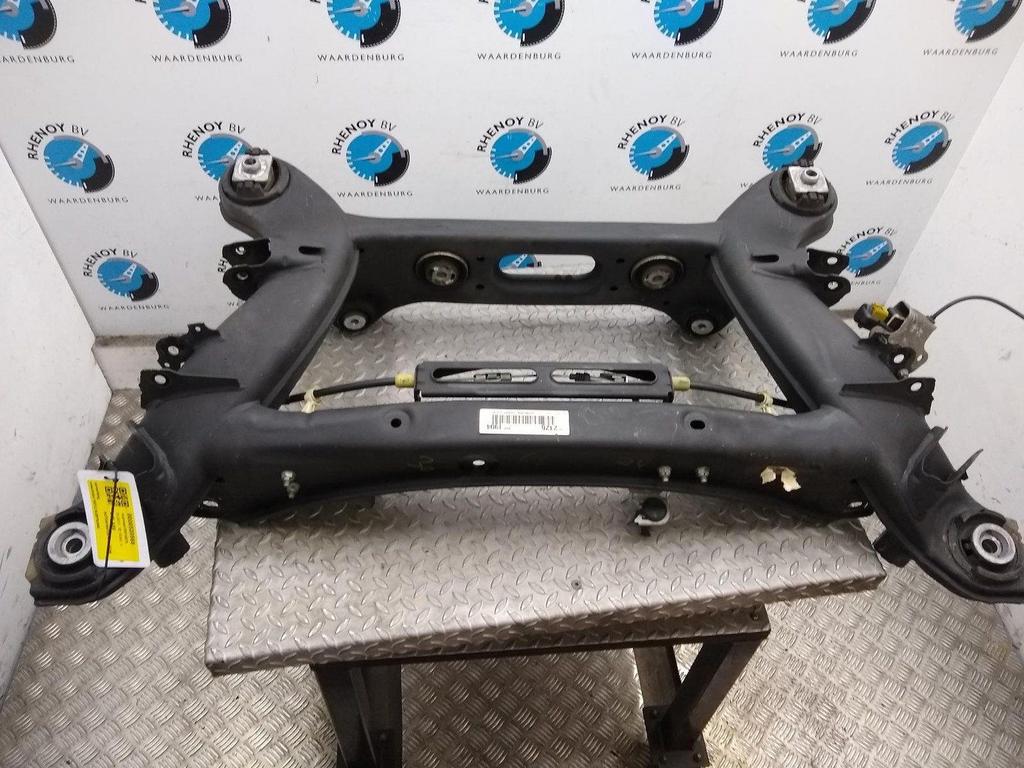MERCEDES E CLASS 250 CDI Ed. Sport  SUBFRAME ACHTER 2013, Enlèvement ou Envoi, Utilisé, Stiba membre