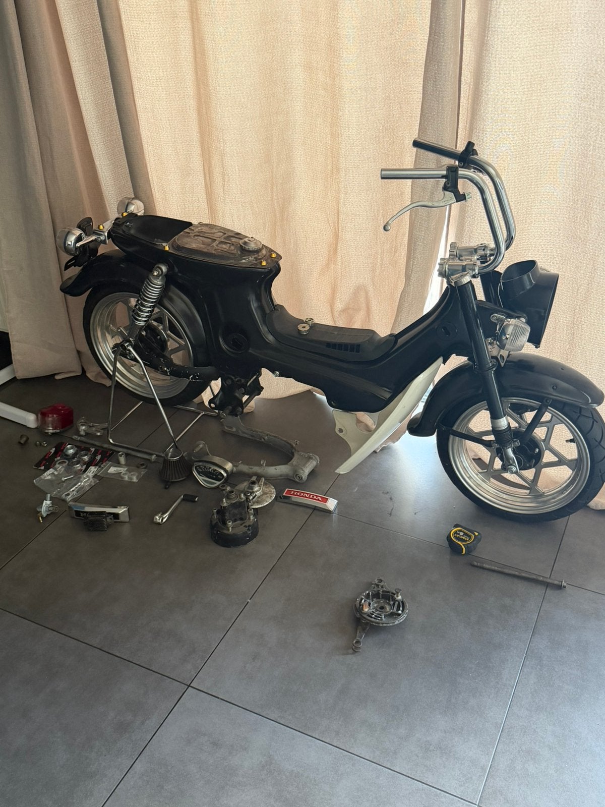 honda chaly project, Fietsen en Brommers, Ophalen, Zo goed als nieuw