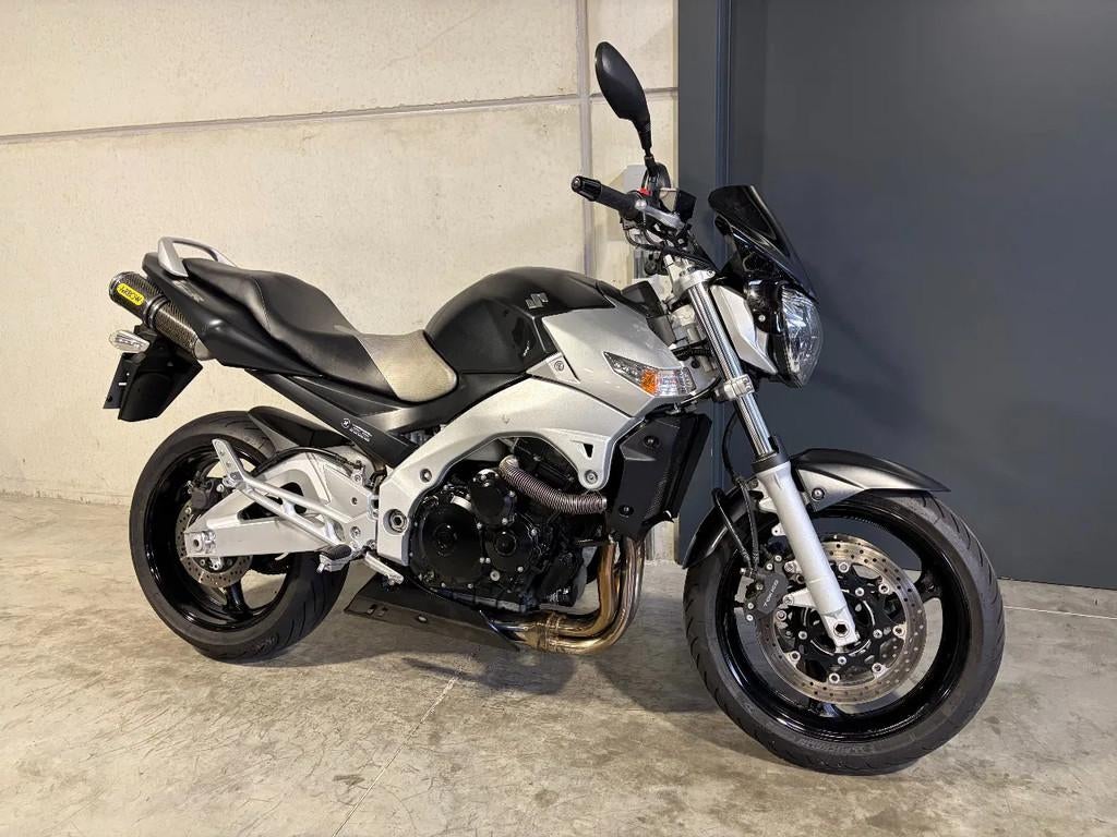 Suzuki GSR 600 naked bike met Leovince uitlaten, Motos, Motos | Suzuki, 600 cm³, Entreprise, Plus de 35 kW, Autre