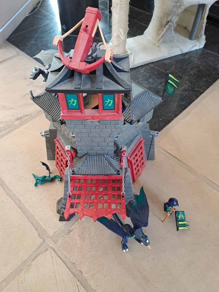 playmobil - rode drakentoren, Kinderen en Baby's, Ophalen, Zo goed als nieuw, Complete set