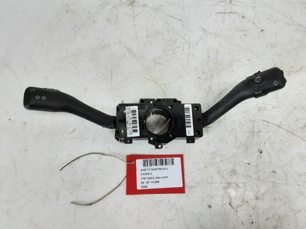 COMMUTATEUR Audi TT (8N3) (01-1998/10-2006) (8L0953513G), Mevr. I. Hauben, Audi, Utilisé, Rue de l'Espoir 34 34
4030  GRIVEGNÉE, BE