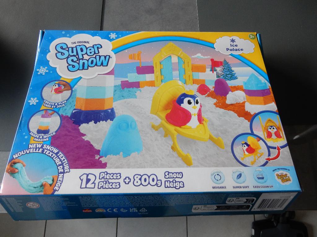 nr.22 - Lotje- speelgoed: Kinetic sand, Ophalen of Verzenden, Knutselen