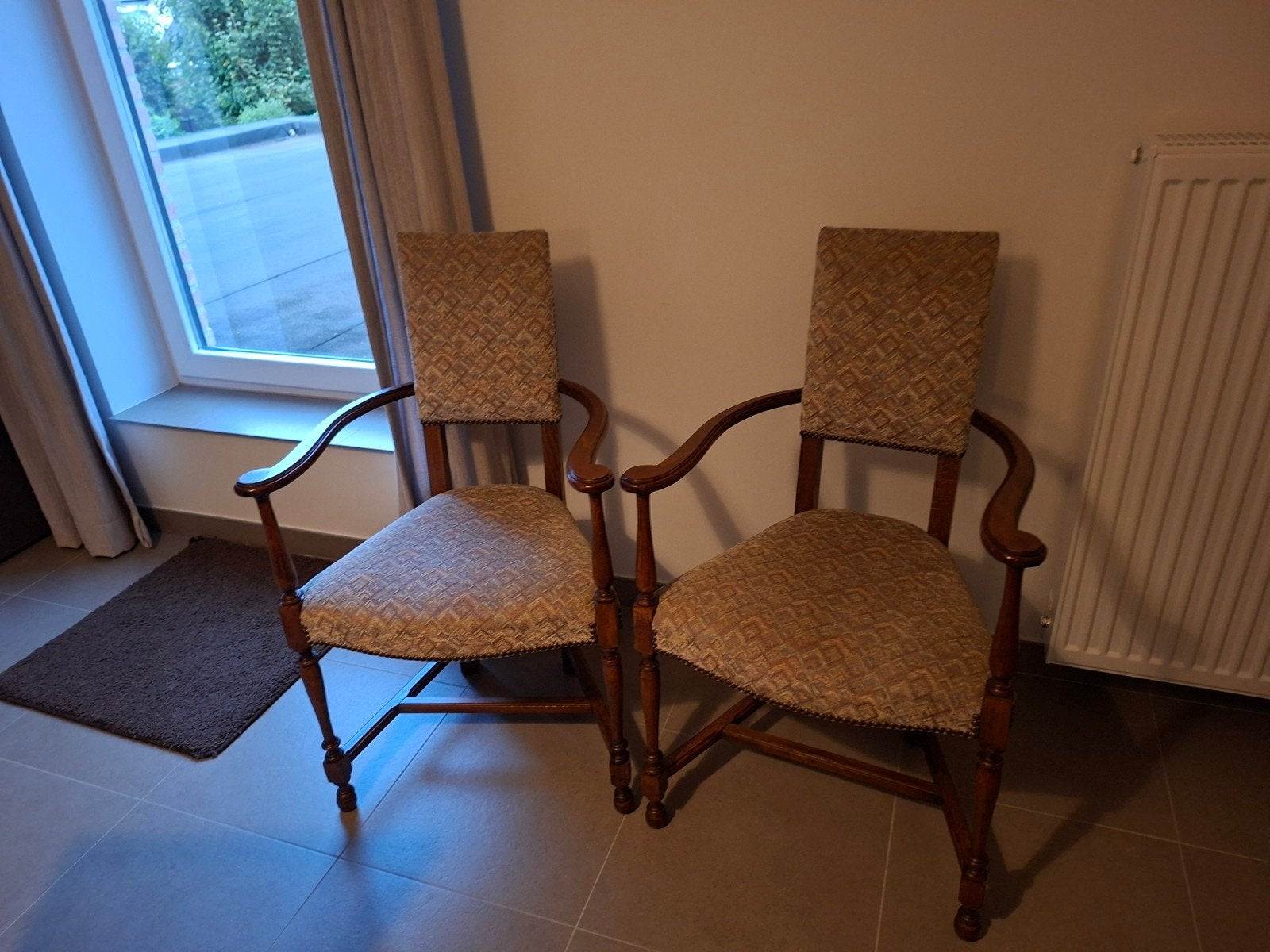2 antieke stoeltjes. Nog heel fris en proper, Enlèvement