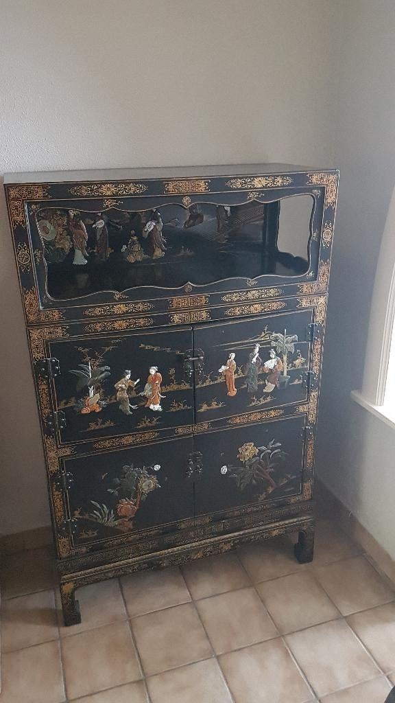Chineese kast, Ophalen