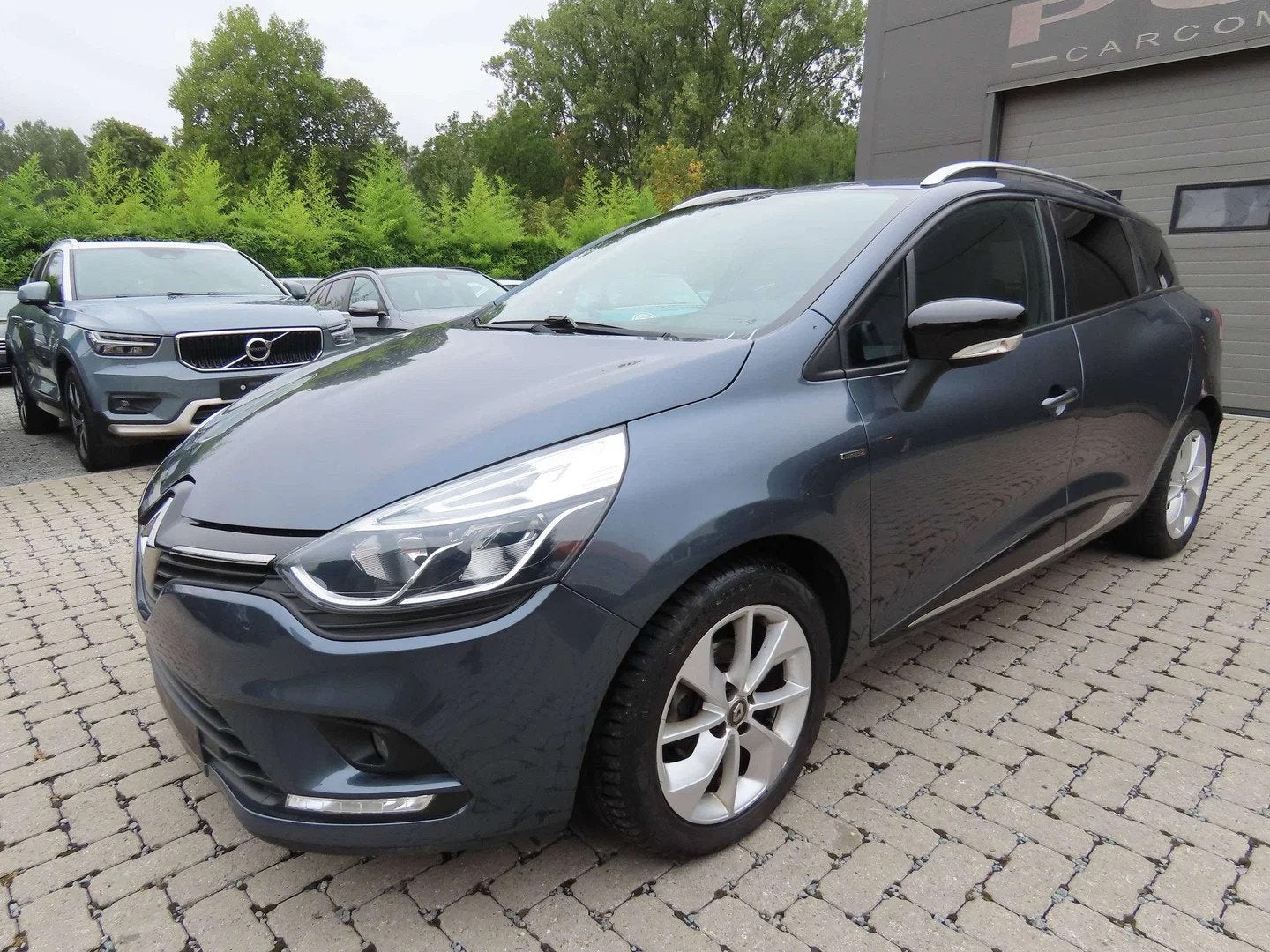 Renault Clio Clio 0.9 TCe Energy Limited (bj 2018), 898 cc, https://public.car-pass.be/vhr/4658cf4d-2f23-4215-9155-3a159b29d0eb
