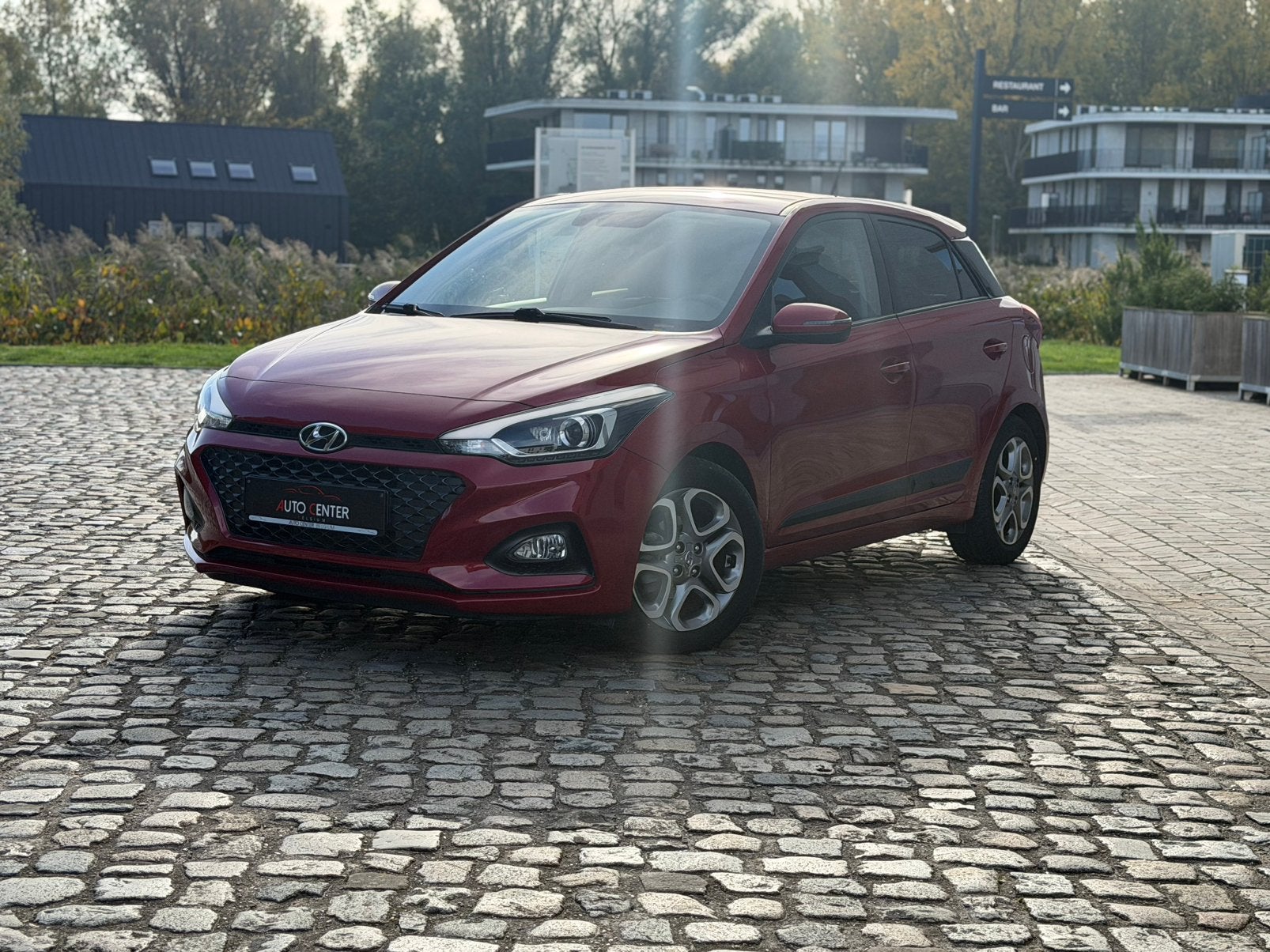Hyundai i20/ 2019 / 20.000km / garantie / camera / carplay, Auto's, Euro 6, Bedrijf, https://public.car-pass.be/vhr/06523030-1703-4357-a53f-e03d8131760c