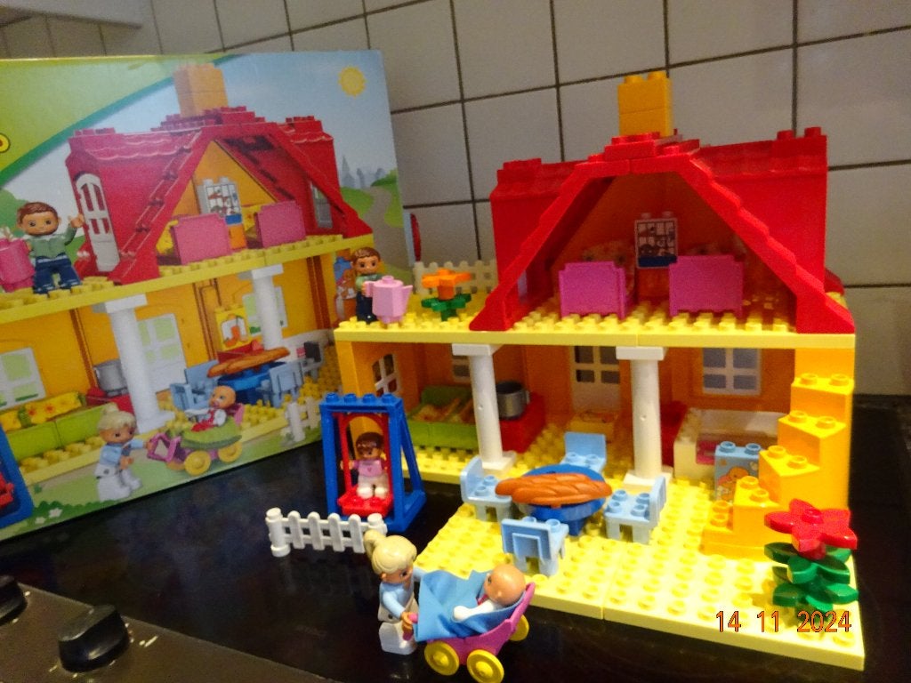 LEGO Duplo Ville Familiehuis - 5639*NIEUWSTAAT*, Enlèvement ou Envoi, Duplo