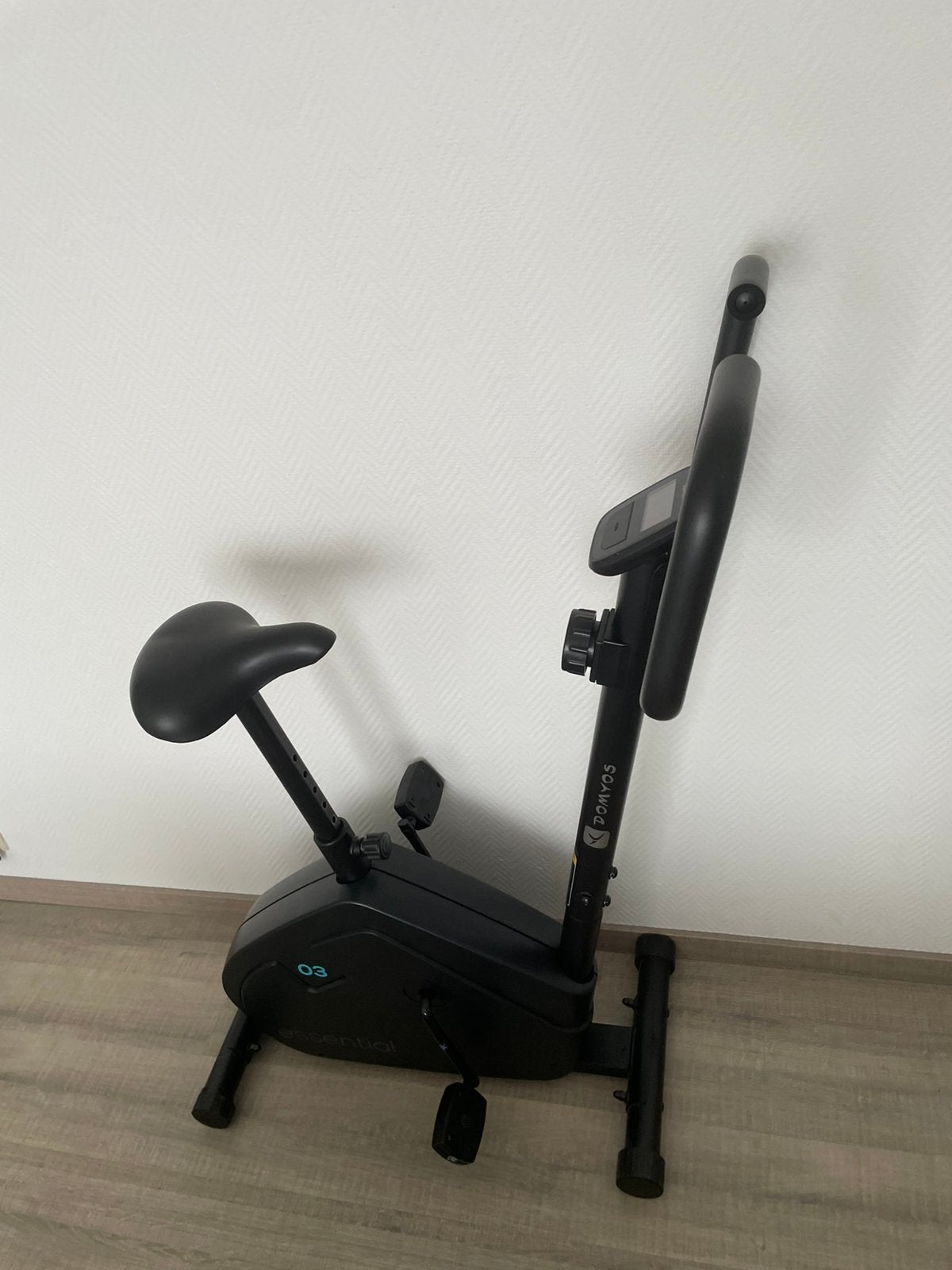 ‍️ Vélo d’appartement Domyos Decathlon – Très bon état, Enlèvement ou Envoi, Comme neuf, Vélo d'appartement, Métal