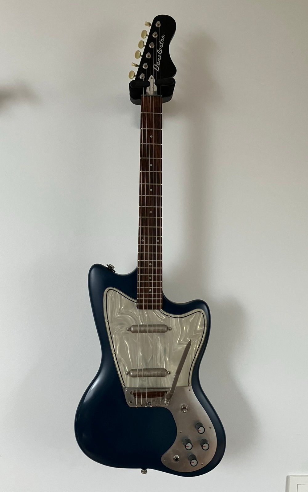 Danelectro Dead-On ‘67 + Hardcase, Ophalen, Gebruikt