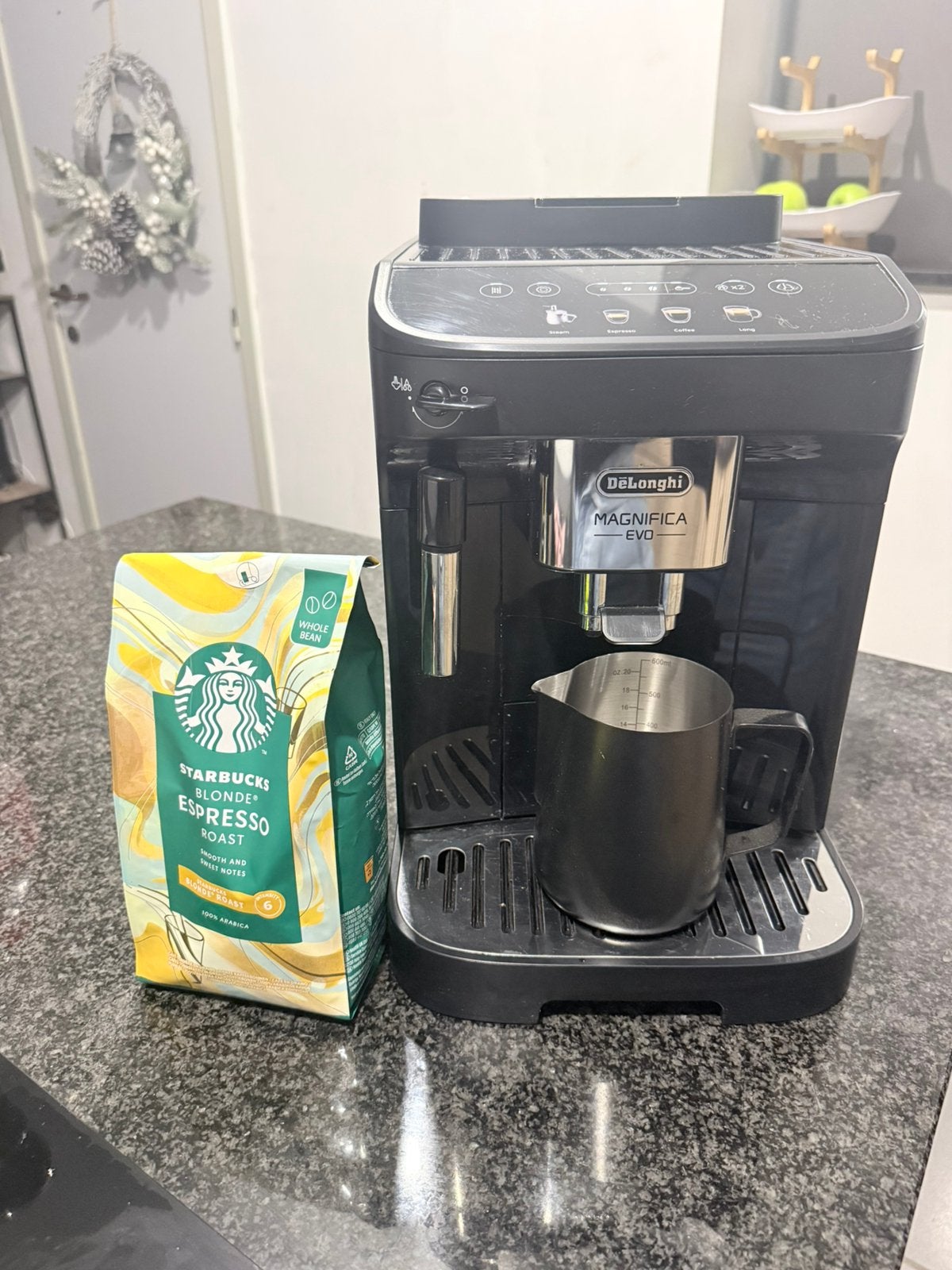 Delonghi magnifica evo, Electroménager, Cafetières, Réservoir d'eau amovible, Café en grains, Utilisé, Enlèvement