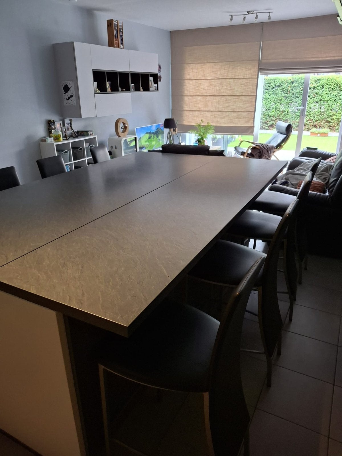 Eettafel met kastruimte en 8 stoelen, Huis en Inrichting, Ophalen, Gebruikt, 100 tot 150 cm, 200 cm of meer