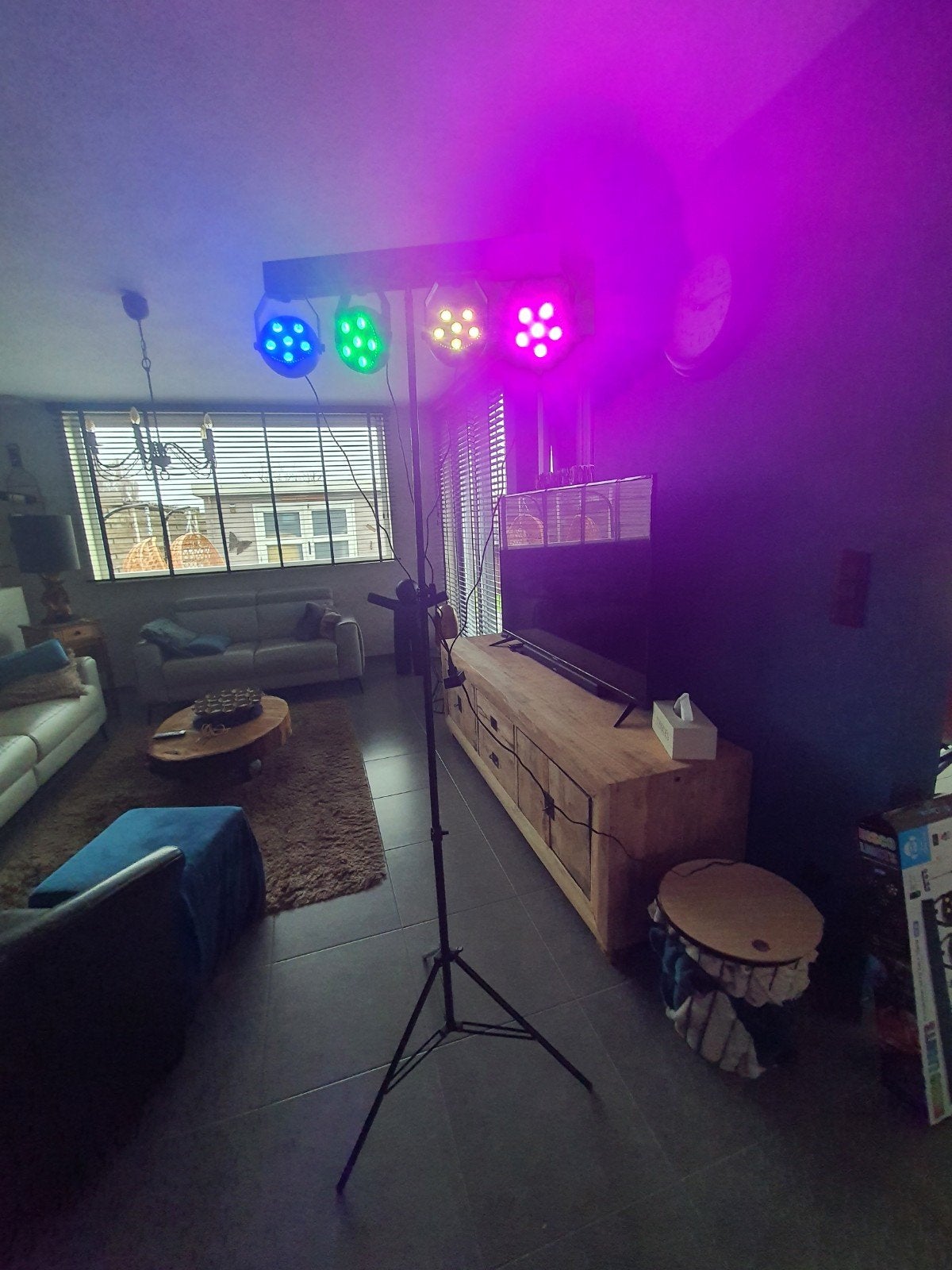 dj light setup 4x led par can rgb + tbar, Ophalen, Licht