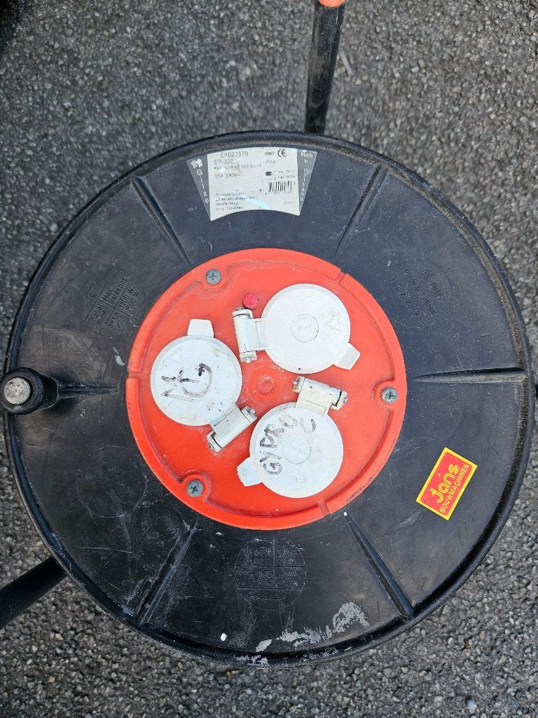 Verlengkabels Rolkabel zelfsluitende geaarde stopcontacten, Ophalen, Gebruikt, Overige merken, Kabelhaspel