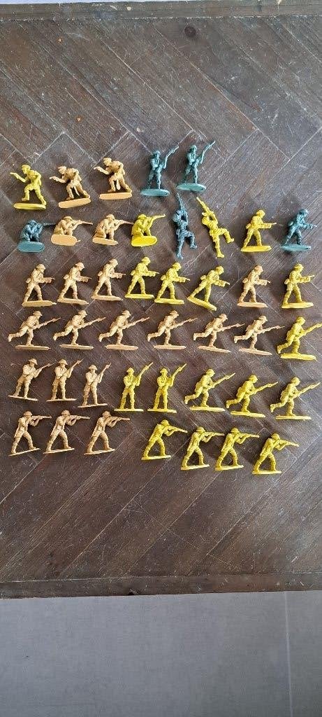 1/32 airfix Brits 8ste leger, Hobby en Vrije tijd, Modelbouw | Figuren en Diorama's, Ophalen of Verzenden, Gebruikt, Groter dan 1:35