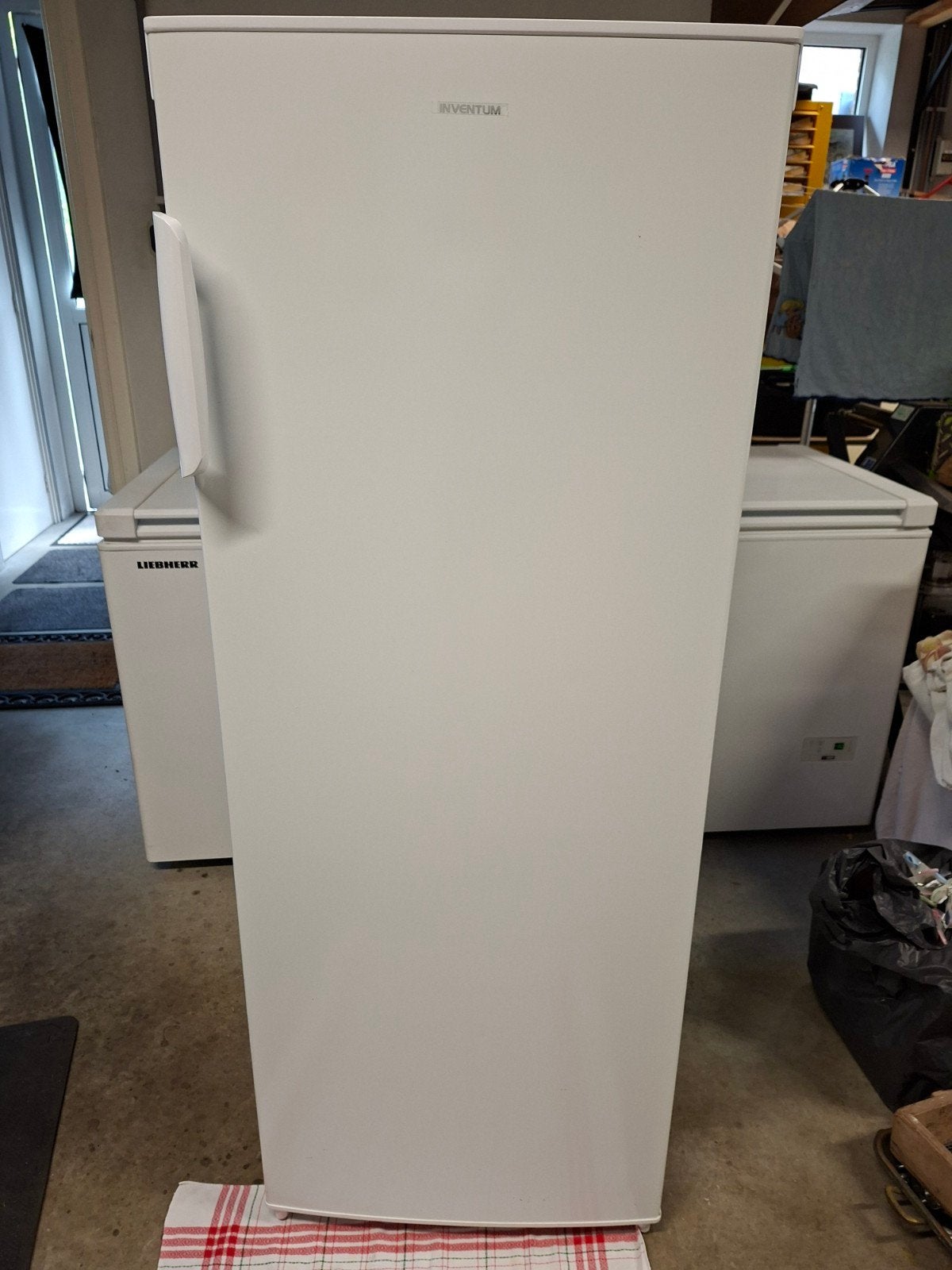 Zeer nette Inventum koelkast 230 liter, veel plateaus, Enlèvement