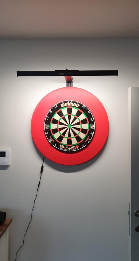 Dartbord met led verlichting, Sport en Fitness, Darts, Ophalen, Dartbord