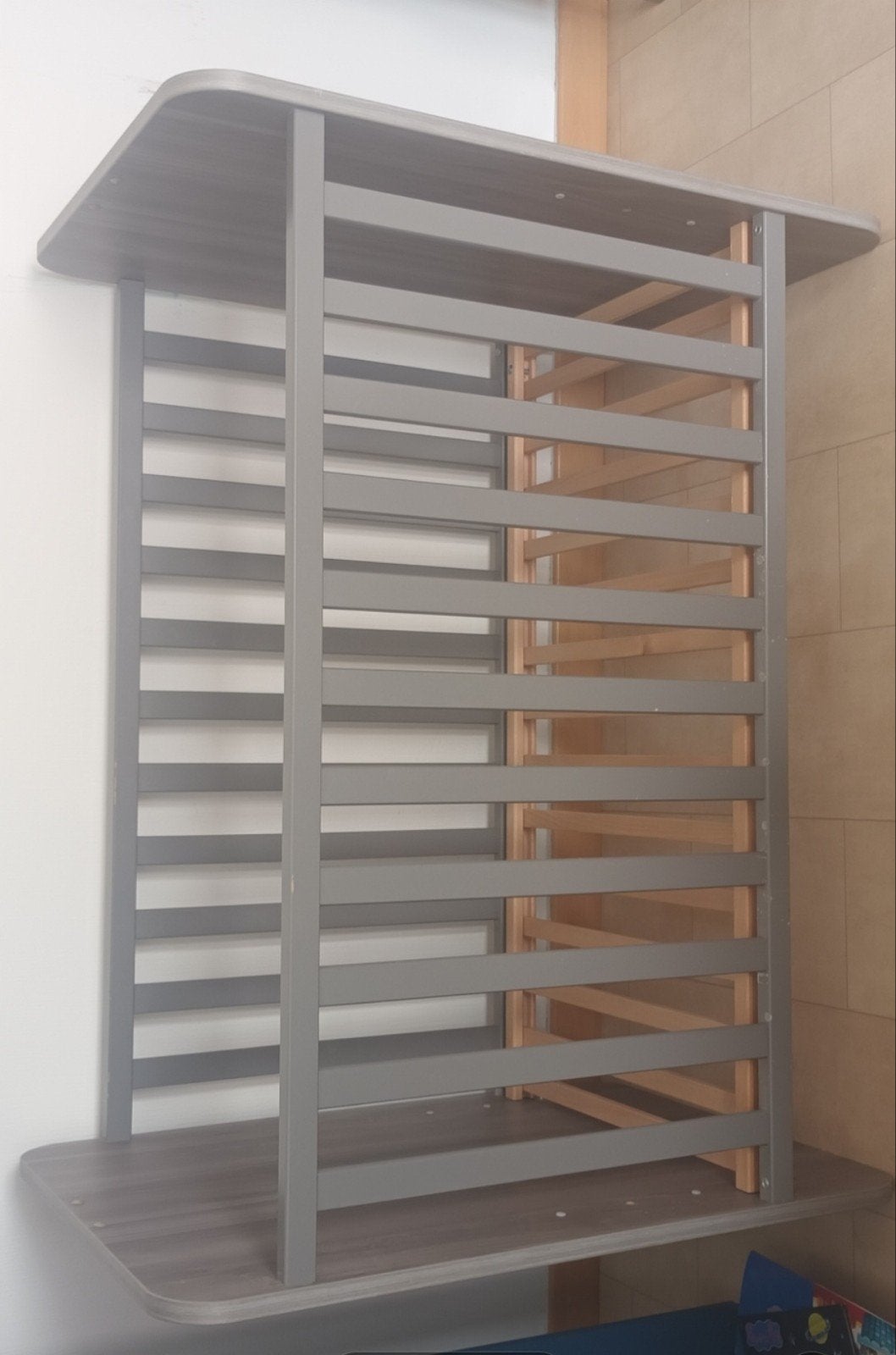 Babybed 60cm x 120cm in zeer goede staat, Huis en Inrichting, Slaapkamer | Stapelbedden en Hoogslapers, Ophalen