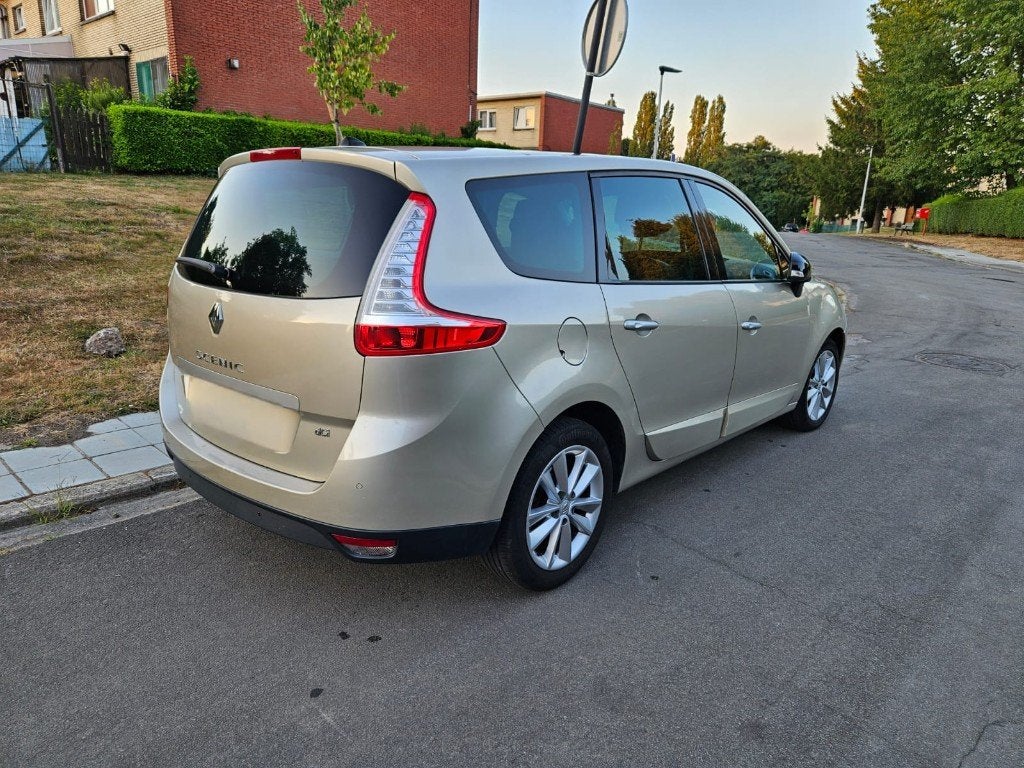 Renault Gd Scenic 2l diesel dci aut. 7 pl. cuir full options, Autos, Cuir, Euro 5, Achat, 110 kW