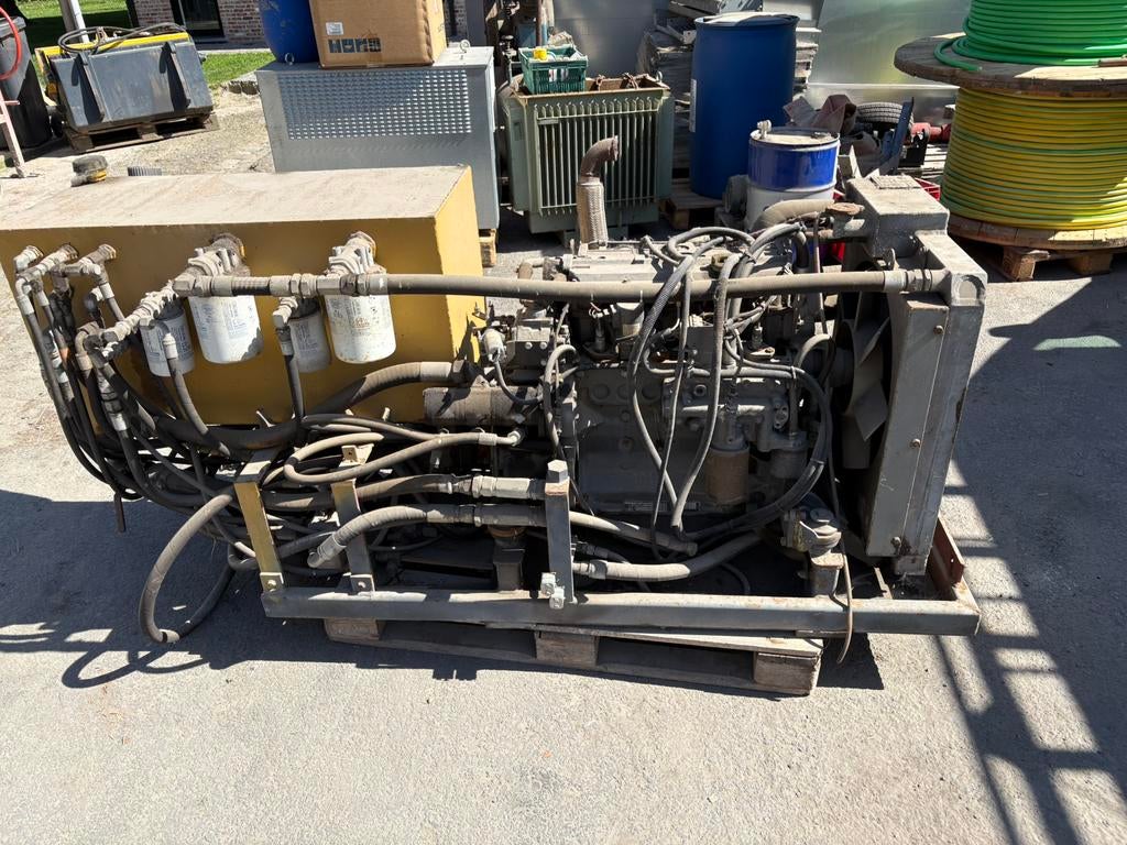 Diesel motor met hydro pomp, Ophalen, Gebruikt, Dieselmotor, 1400 tot 1800 rpm