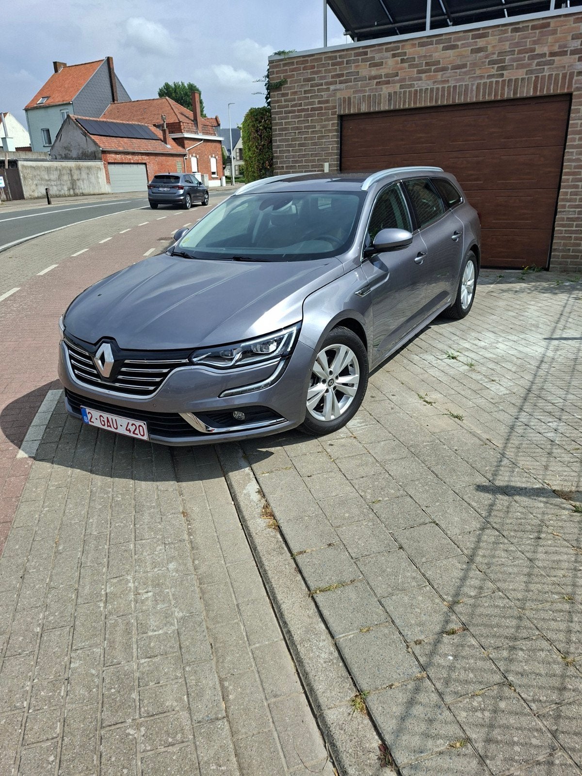 Renault talisman grandtour 1.7blue dci met massagezetels, Auto's, Voorwielaandrijving, 4 cilinders, Leder en Stof, 5 deurs
