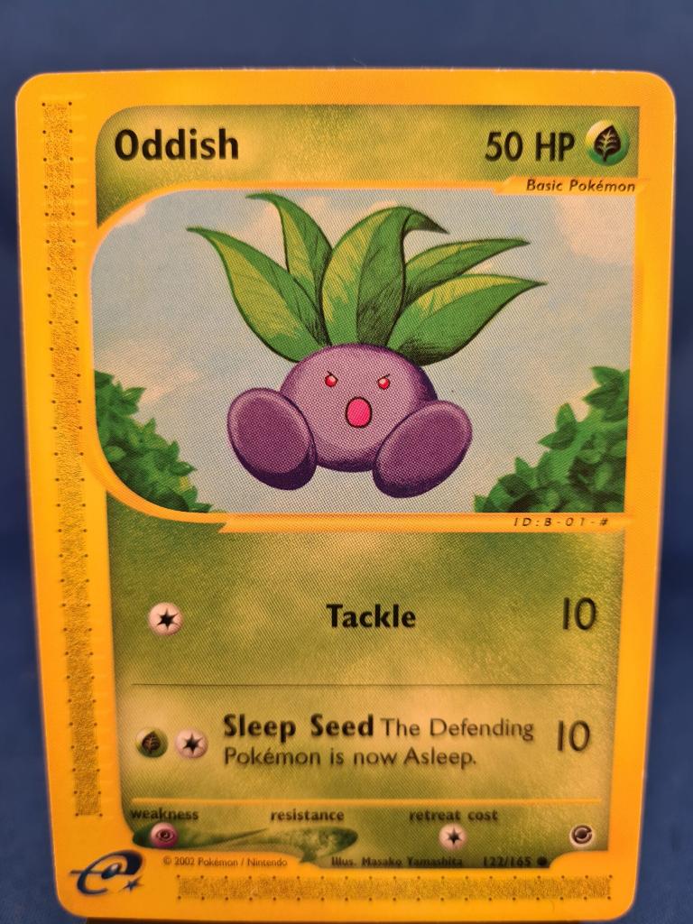 Oddish 122/165 - Expedition Base Set, Hobby en Vrije tijd, Verzamelkaartspellen | Pokémon, Verzenden, Gebruikt