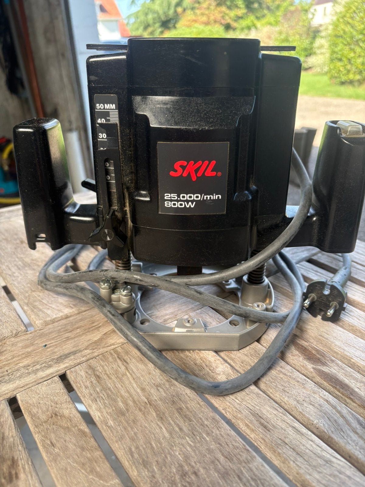 SKIL bovenfreesmachine 1835PU 800W 25000/min, Ophalen, Zo goed als nieuw, Elektrisch, Bovenfrees