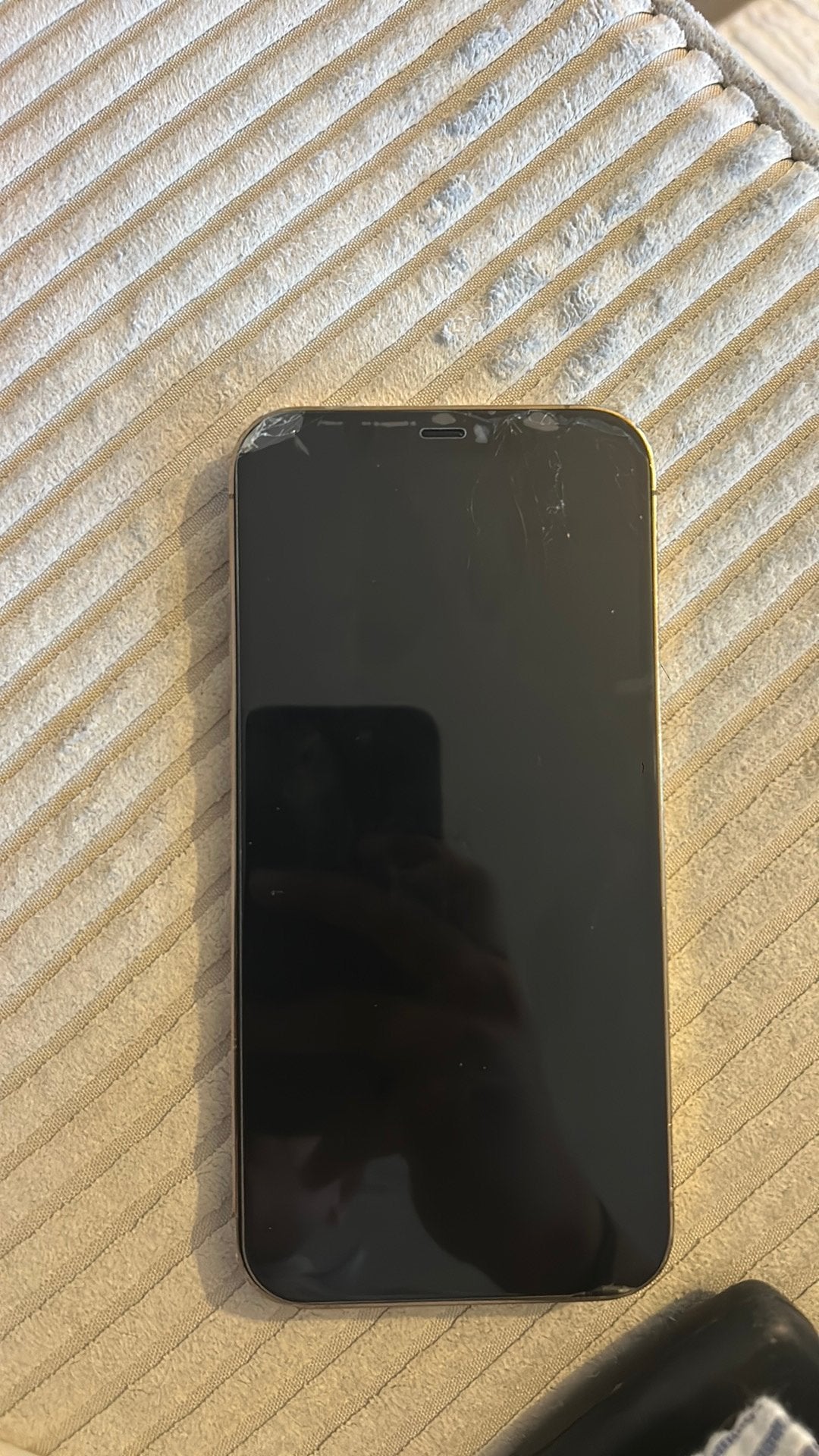 Iphone 12 pro max goud, Telecommunicatie, Mobiele telefoons | Apple iPhone, Ophalen, Zo goed als nieuw, Goud, IPhone 12