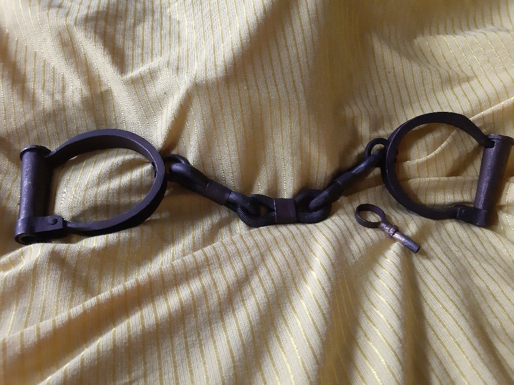 Paire de Menottes 19ème VENDU !!!, Enlèvement ou Envoi, Autres, Autres types