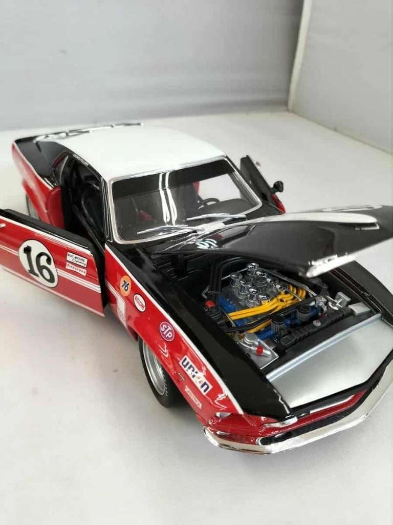 Ford mustang 1/18 (nieuw), Hobby en Vrije tijd, Modelauto's | 1:18, Ophalen of Verzenden, Nieuw, Auto, Welly