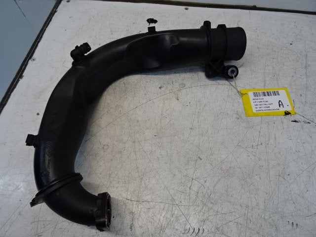 INTERCOOLER DURITE Renault Clio IV (5R) (165769779R), Renault, Utilisé, Peter-Huppertz-Straße 5
51063  Köln, DE, Dialog.deutschland@renault.de