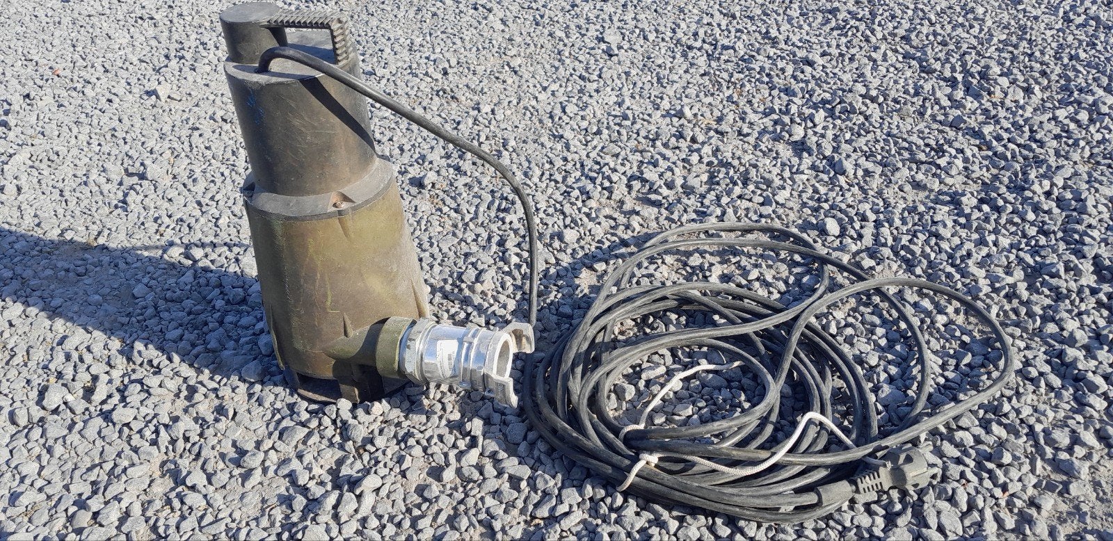 Pompe submersible pour eaux usées max. 15 m³/h, Électrique, Pompe à eaux claires, ?, ?