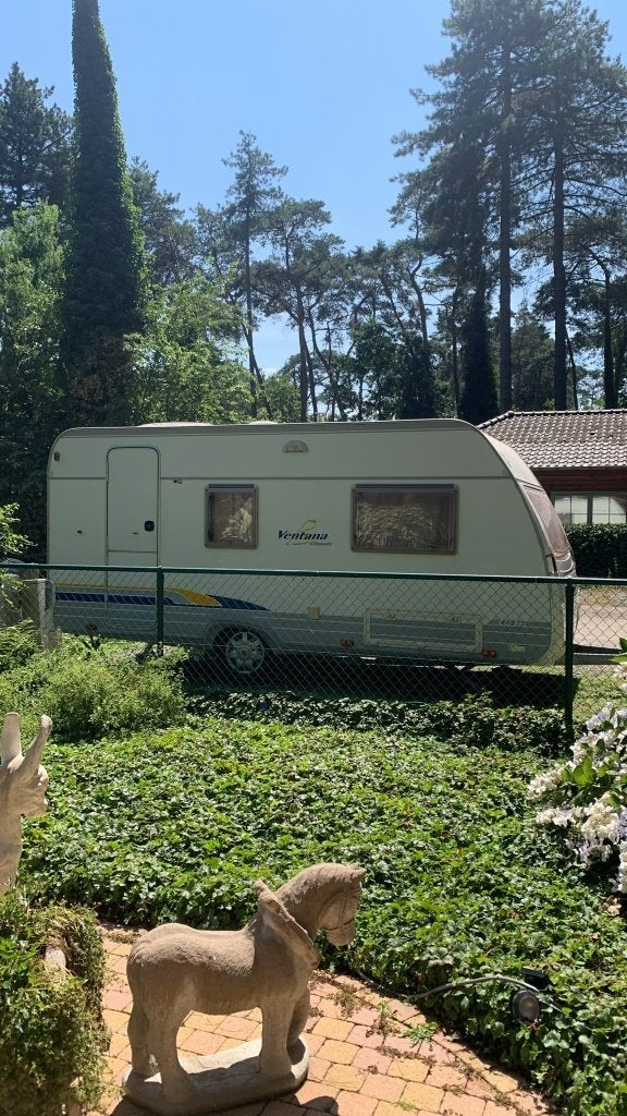 Te koop: Bürstner Ventana Classic 400 TS – Bouwjaar 2007, Caravanes & Camping, Caravanes, Particulier, jusqu'à 4, 1000 - 1250 kg