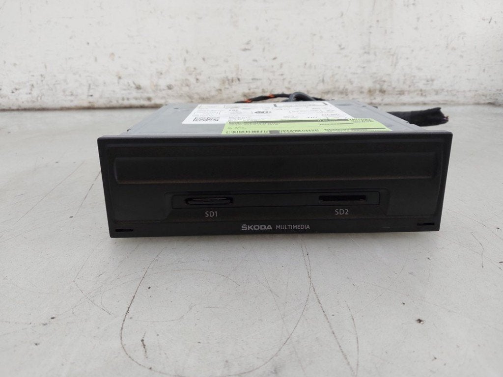 MULTI MEDIA COMPUTER Skoda Rapid (|5Q0035874C|), Gebruikt, Info@skoda-auto.de, Skoda, Max-Planck-Straße  3-5
64331  Weiterstadt, DE