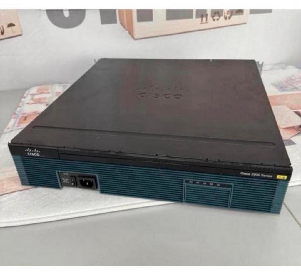 CISCO 2921-K9 V08 1000 Integrated Services Router 2900 serie, Ophalen of Verzenden, Zo goed als nieuw