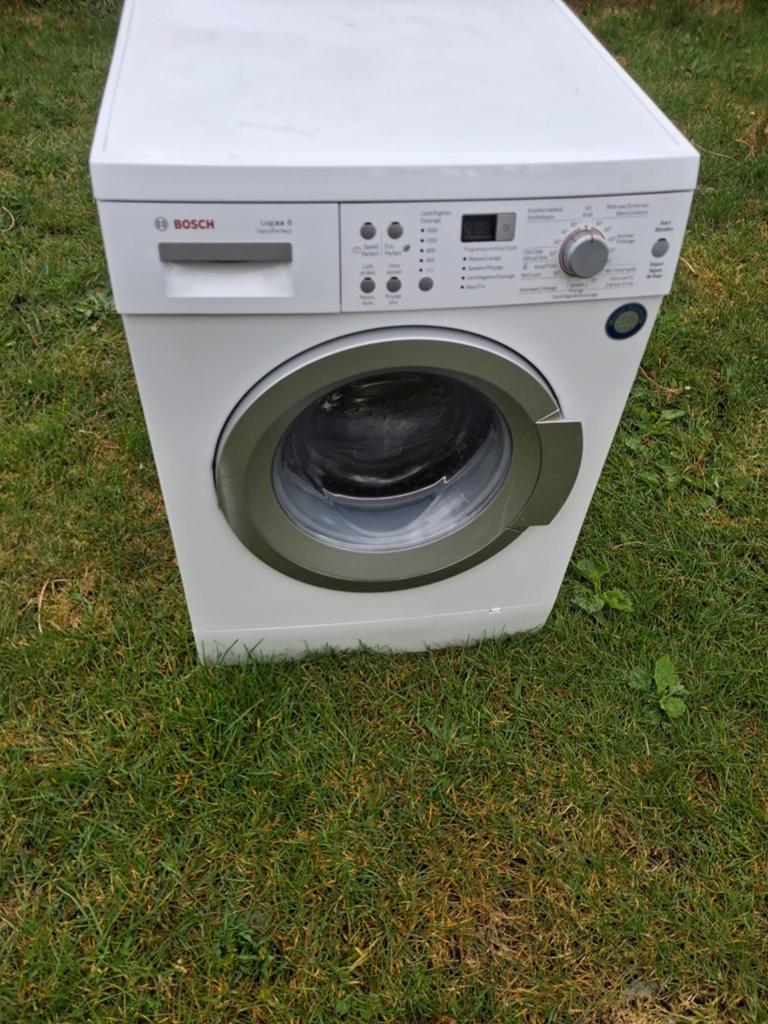 Wasmachine bosch a+++ 8kg top edition  lvrng mglijk 130euro, Elektronische apparatuur, Wasmachines, Ophalen of Verzenden, Kort programma