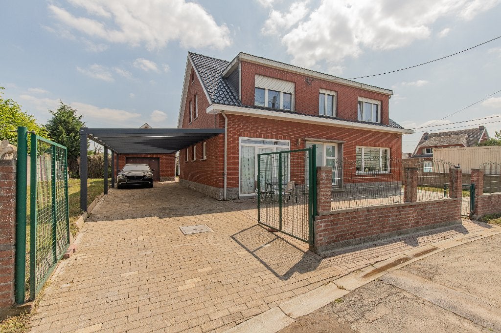 Villa + Terrain à vendre à Lippelo, 1000 à 1500 m², 183 m², Province d'Anvers, 4 pièces