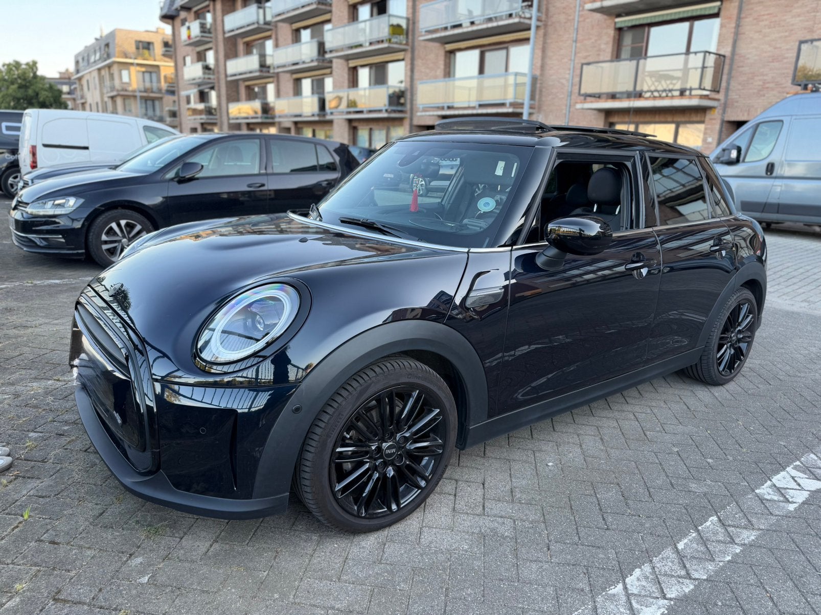 Mini cooper, Autos, Mini, Particulier, Cooper, ABS, Caméra de recul, Régulateur de distance, Airbags, Air conditionné, Apple Carplay