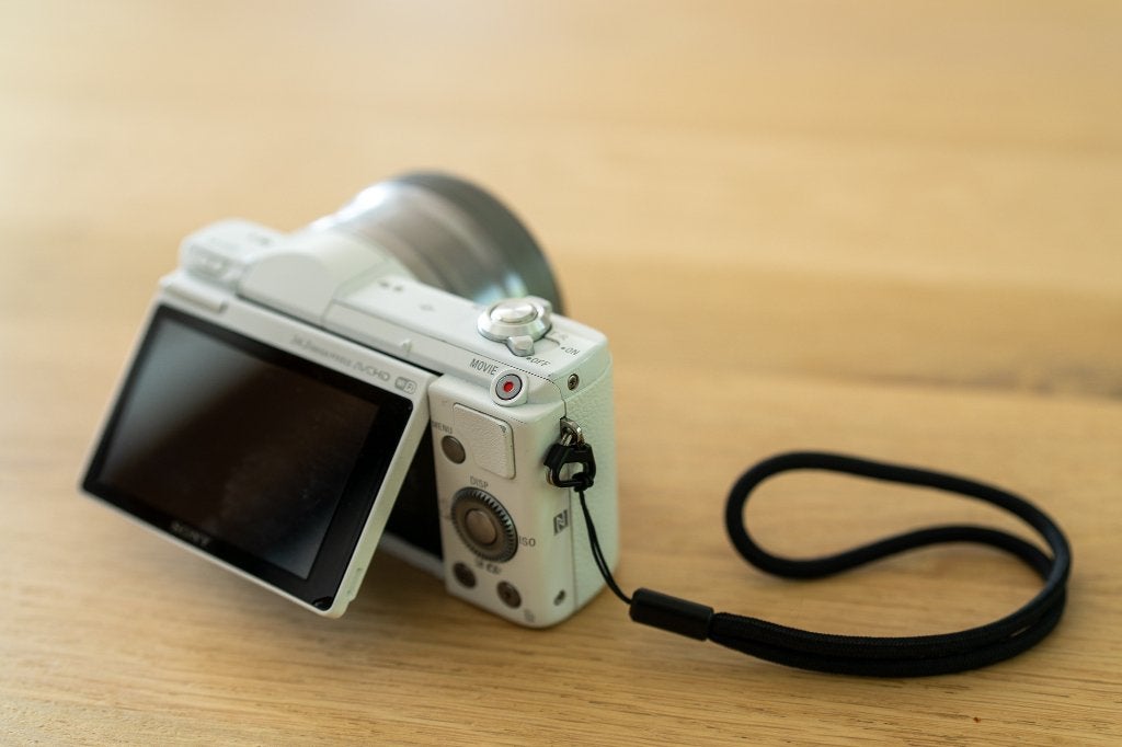 Sony Alpha 5100, TV, Hi-fi & Vidéo, Enlèvement ou Envoi, Chargeur, Sony