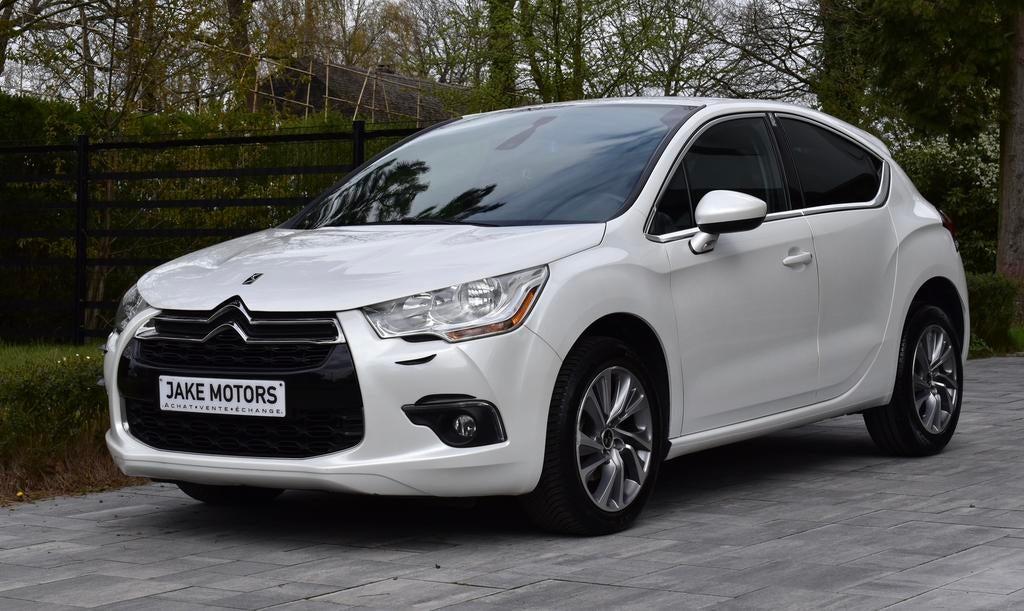 DS 4 1.6 BlueHDi ** GPS ** MASSAGE ** GARANTIE **, Achat, Euro 6, Entreprise, https://public.car-pass.be/vhr/6fb7da09-3098-4a7c-81c7-653a61a3e10b