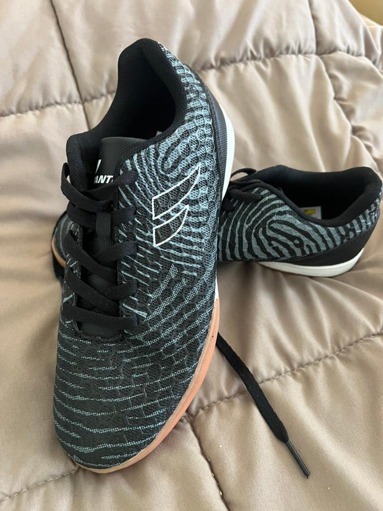 Nieuw maat 36, Sport en Fitness, Voetbal, Ophalen, Zo goed als nieuw, Schoenen