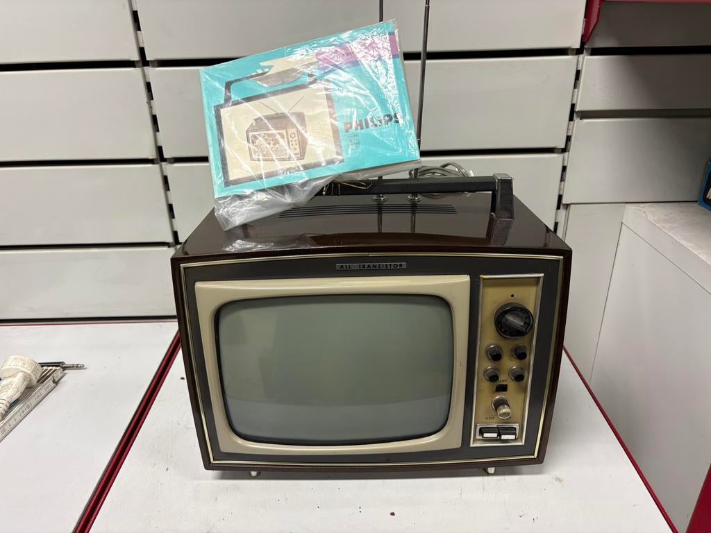 Téléviseur Vintage Philips X 11 T 601 - "All Transistor" 60s, Antiquités & Art, Antiquités | TV & Hi-Fi, Enlèvement