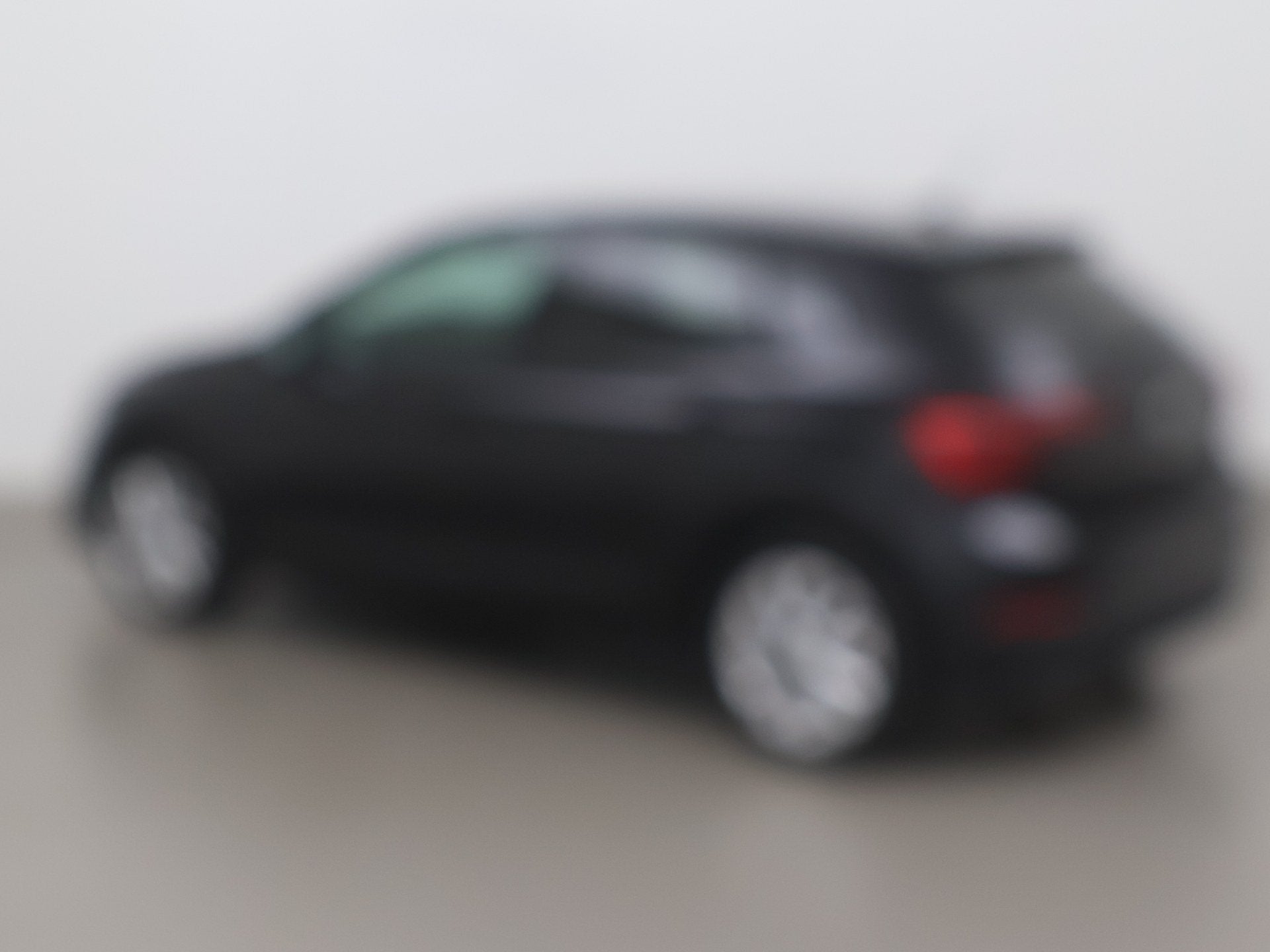 Volkswagen Polo tsi style 110 AT, Automaat, Elektrische buitenspiegels, Zwart, Bedrijf