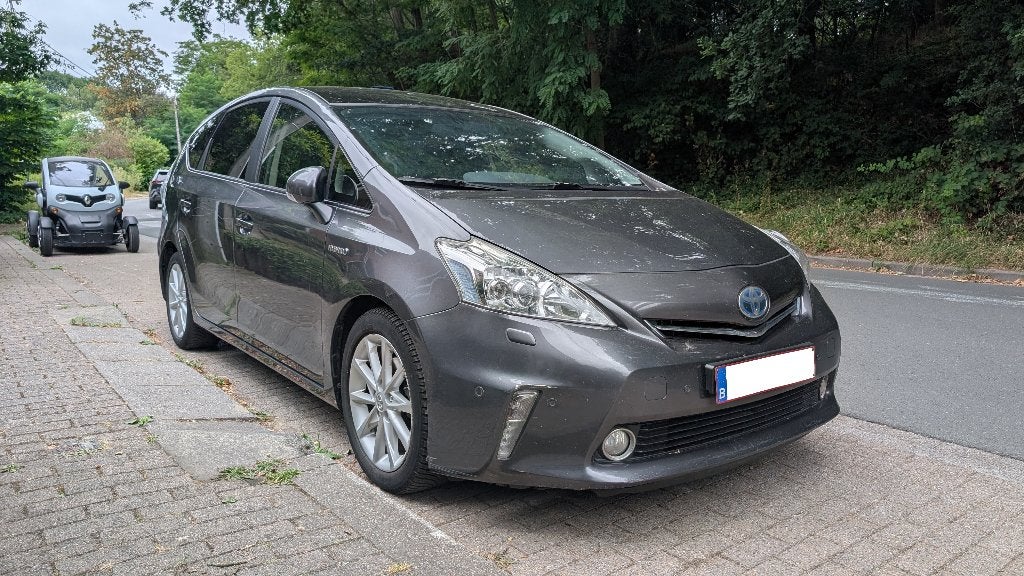 Toyota Prius + Lounge 7 places, Autos, Toyota, Particulier, Prius Wagon, ABS, Caméra de recul, Régulateur de distance, Airbags