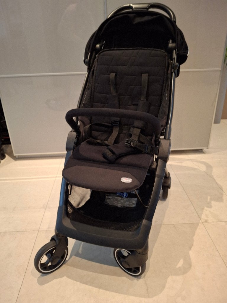 Poussette Chicco We - Très bon état, Enfants & Bébés, Autres marques, Avec nacelle, Comme neuf, Enlèvement