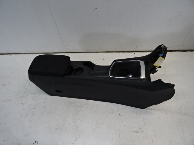 MIDDENCONSOLE Peugeot 308 SW (L4 / L9 / LC / LJ / LR), Auto-onderdelen, Kontakt-peugeot@peugeot.com, Gebruikt, Peugeot Deutschland GmbH