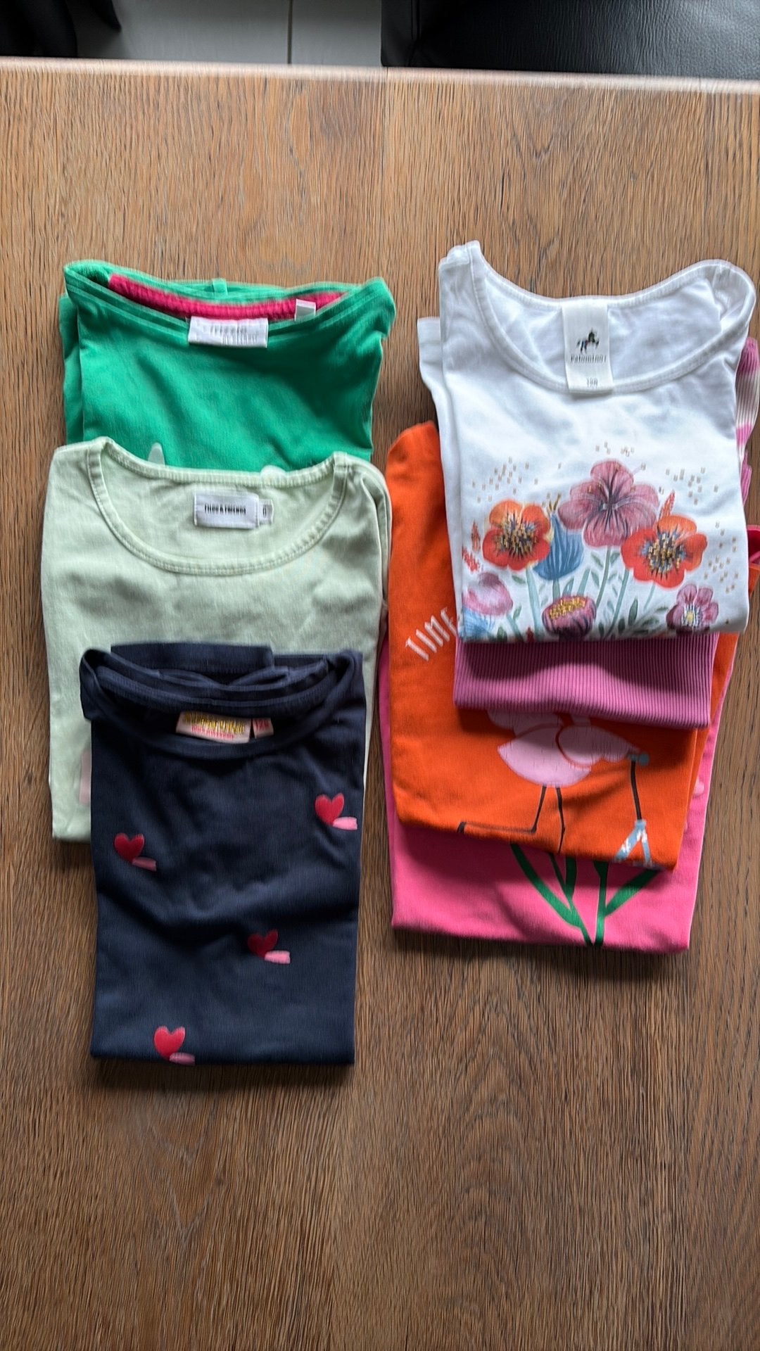 Kledij meisjes 128, Kinderen en Baby's, Ophalen, Zo goed als nieuw