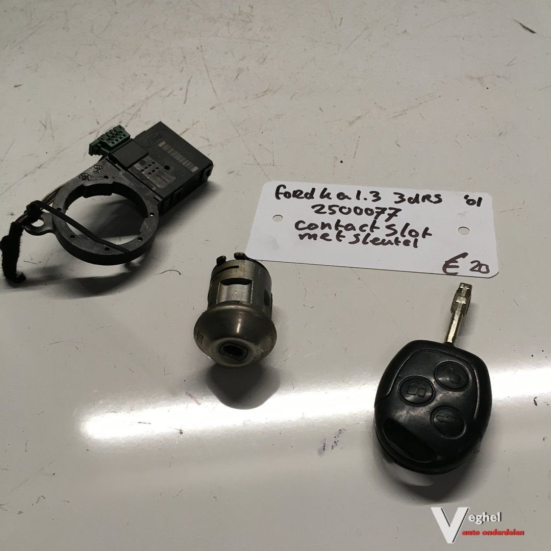 Ford Ka 2001 wagennr 2500077  Contactslot met sleutel, Auto-onderdelen, Gebruikt, -, -, Ophalen of Verzenden