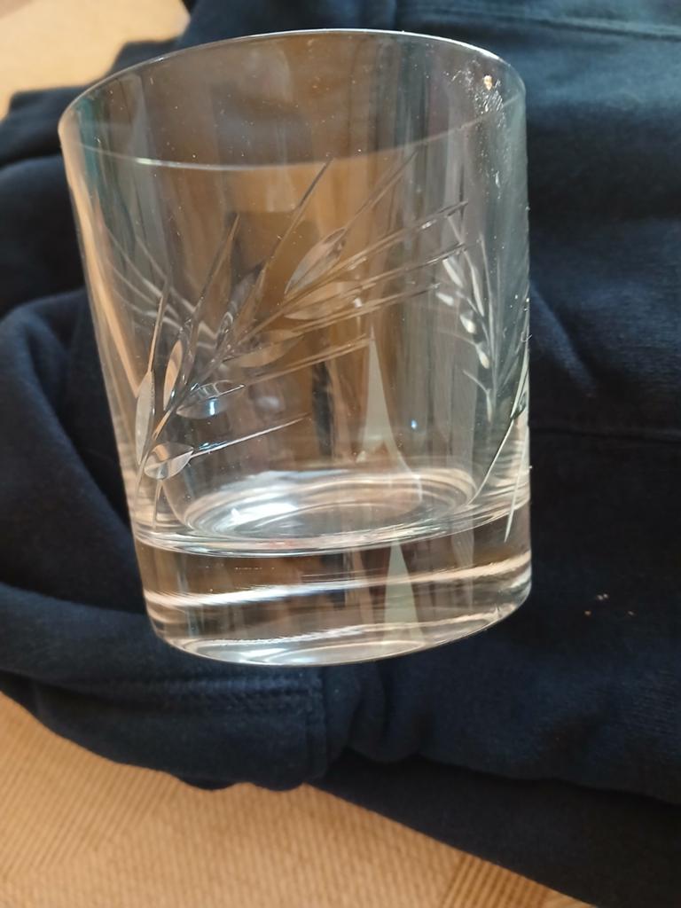 Whisky glazen, Enlèvement