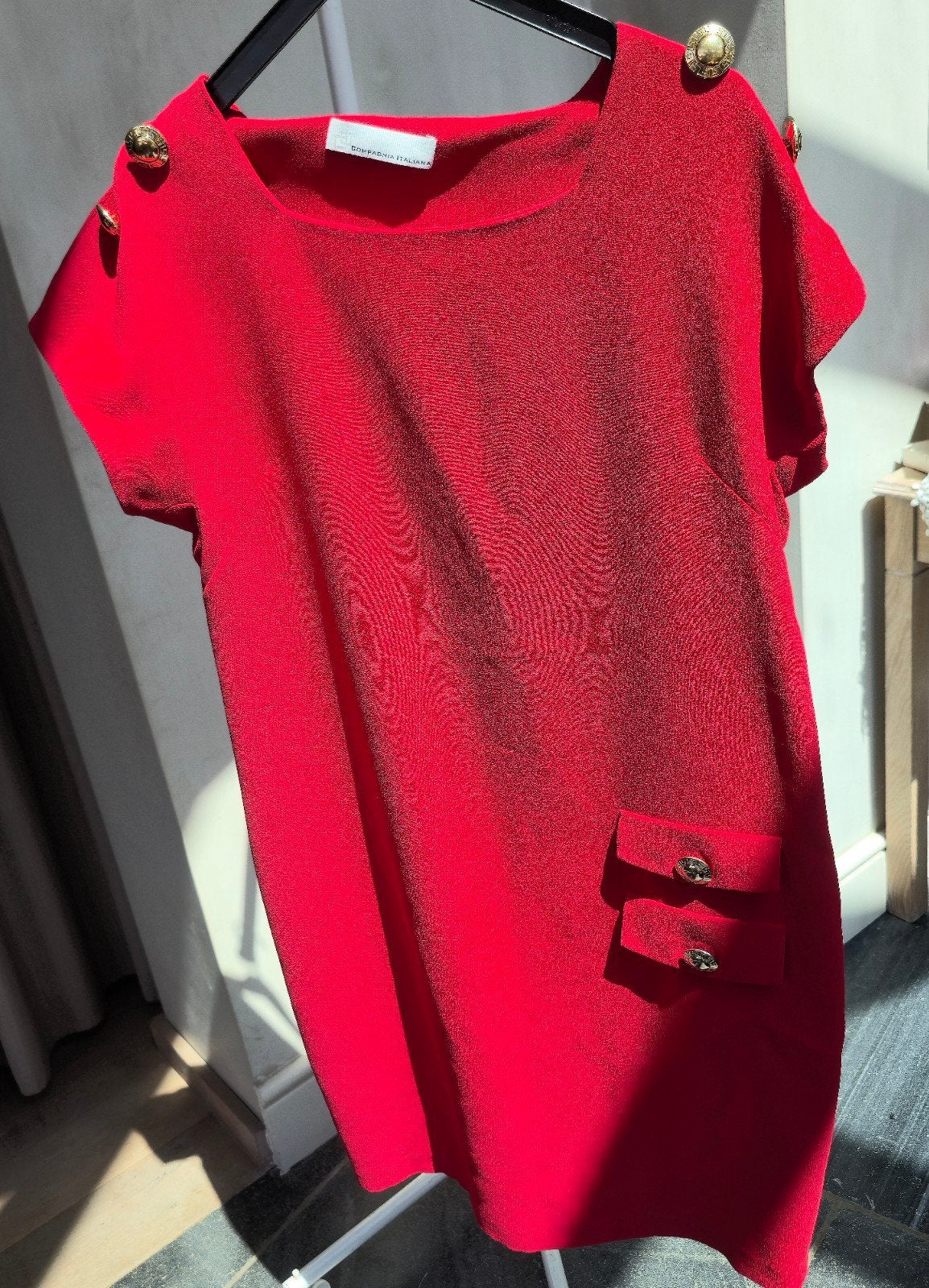 Robe Compagnia Italiana rouge à boutons dorés (Taille 36/S), Rouge, Enlèvement ou Envoi, Taille 36 (S), Compagnia Italiana